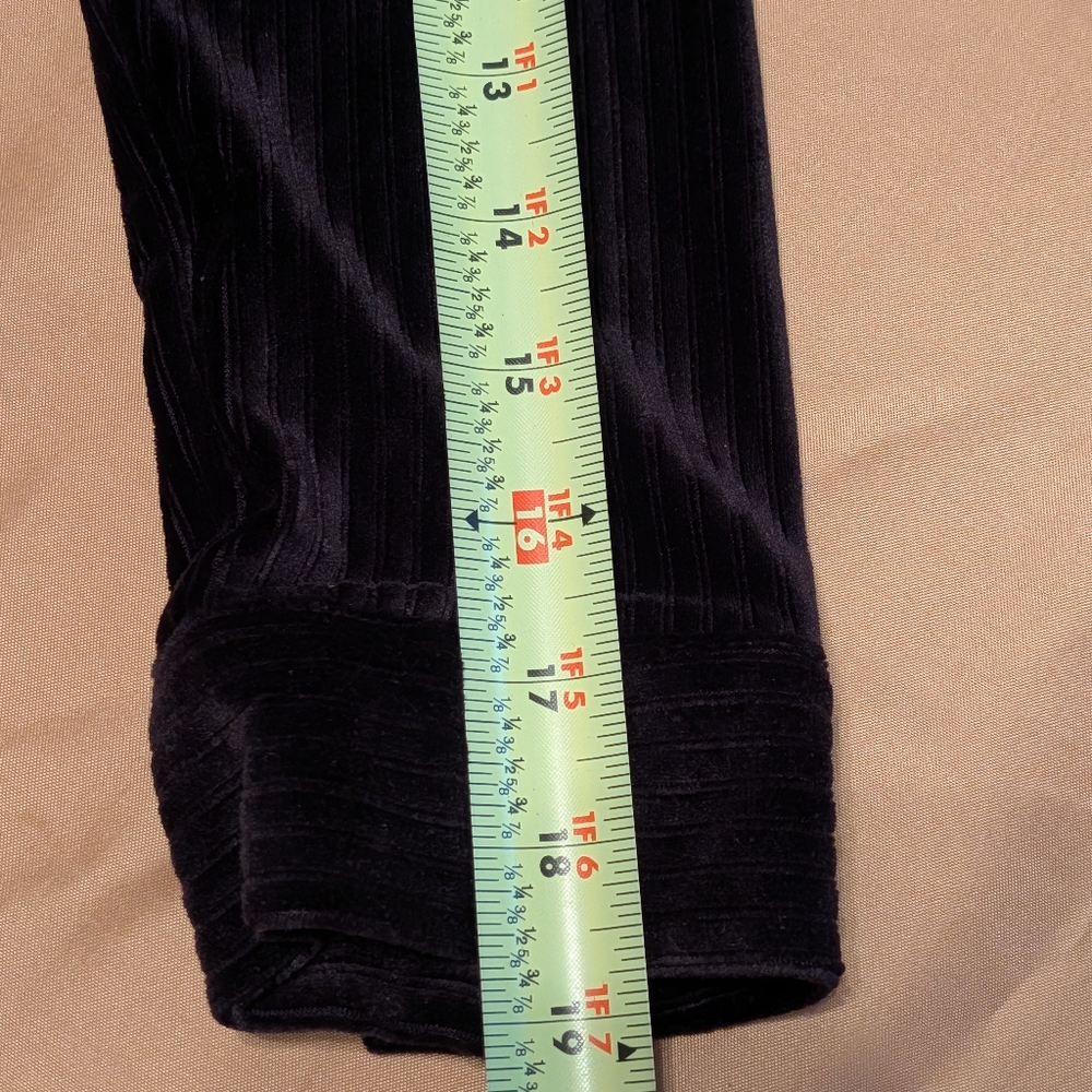 NWOT No Boundaries Black Ribbed Brushed Corduroy Button-Up Shirt with Pocket - Picture 9 of 10